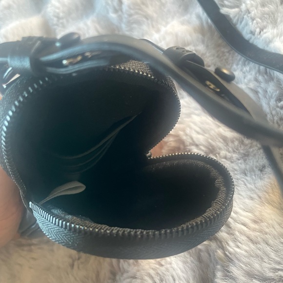 Off White Mens Genuine Leather Small Messenger Bag - Picture 5 of 8